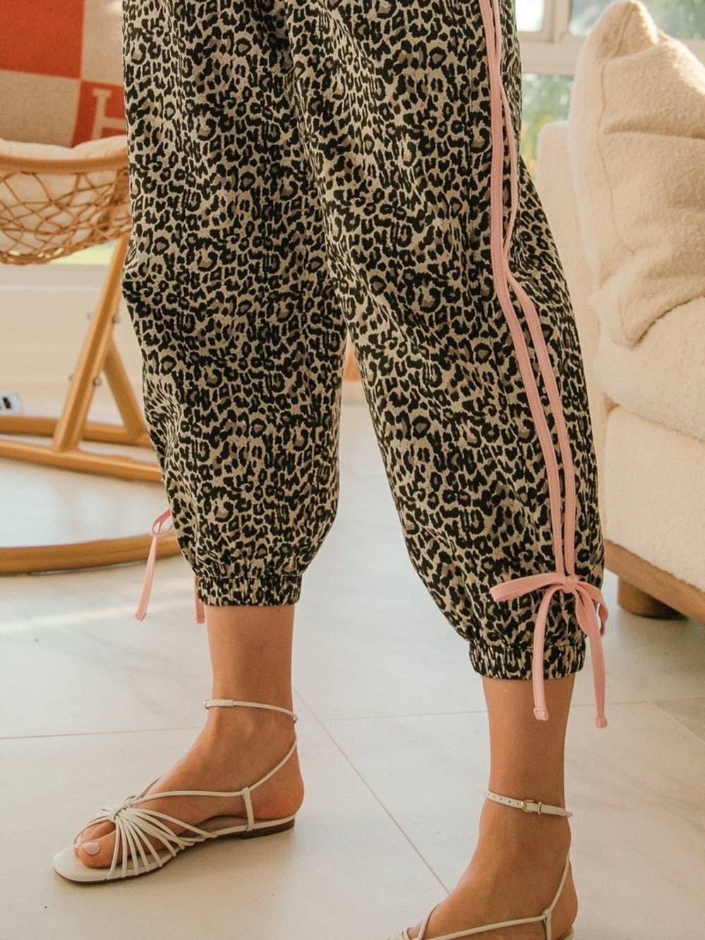 Cheetah print track pant joggers Size Large
